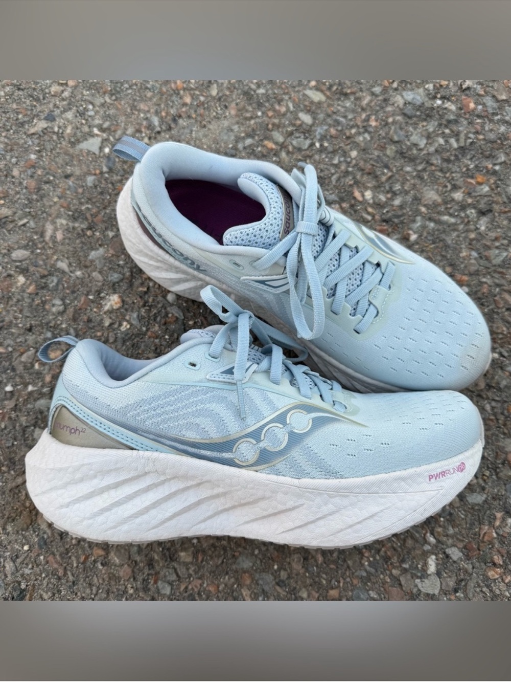 Saucony Triumph 22 Shoes Women's 7.5 Running Blue
Sneakers Active